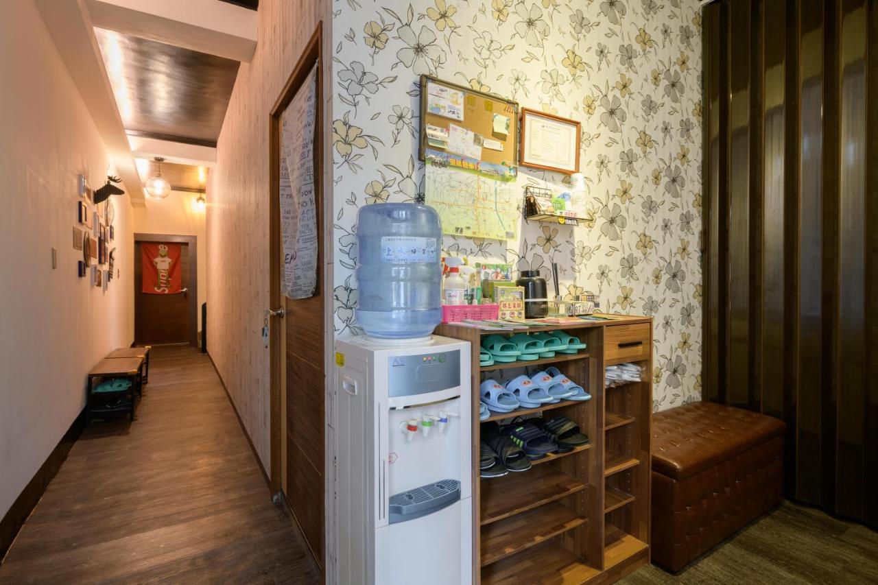 羅東夜市 小宅一生民宿 Night Market Small House Lifetime Hotel 뤄동 외부 사진