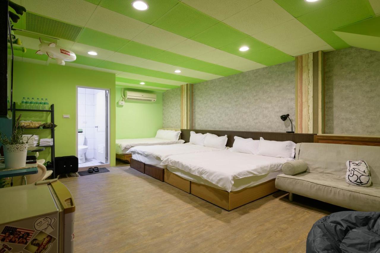 羅東夜市 小宅一生民宿 Night Market Small House Lifetime Hotel 뤄동 외부 사진